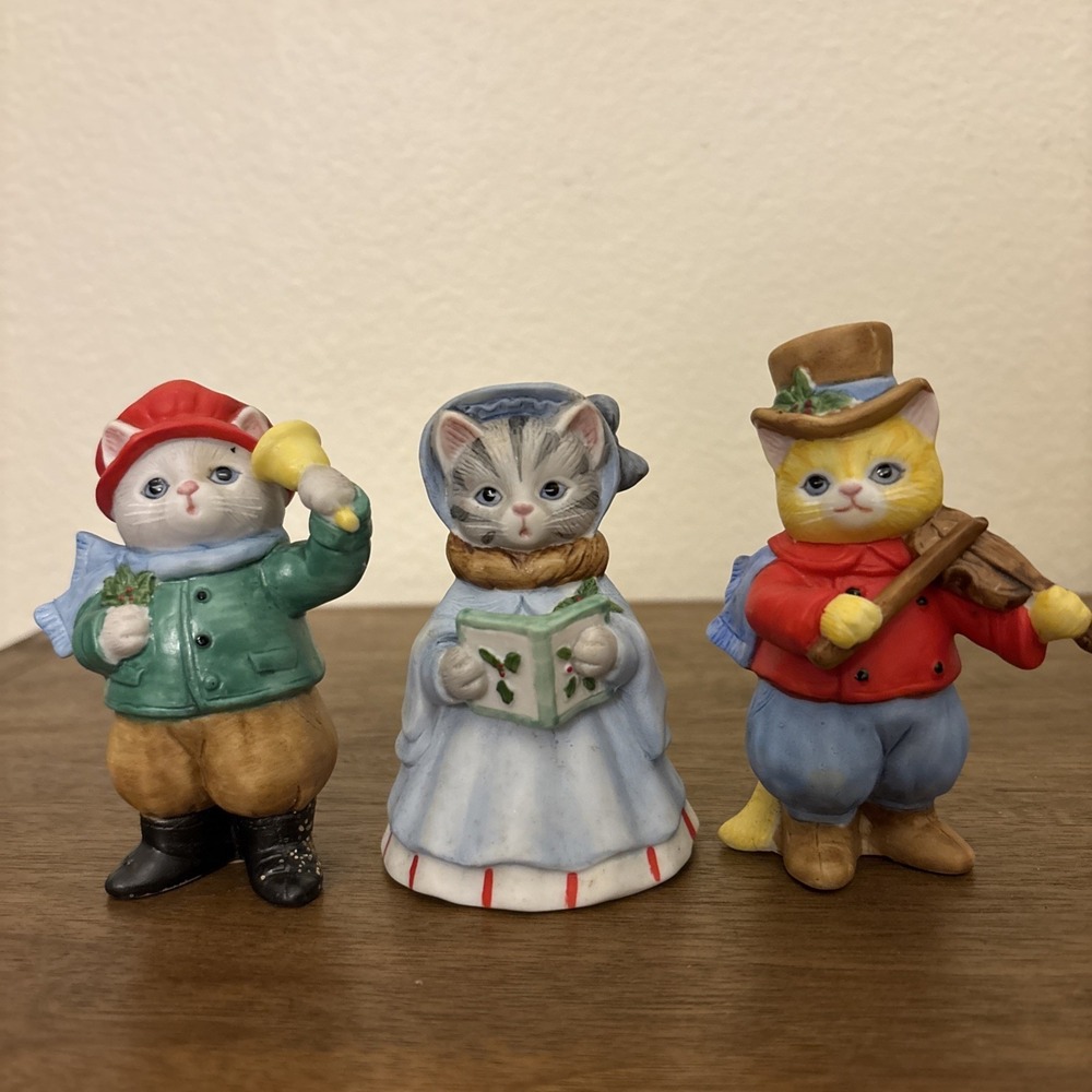 Vintage Schmid Kitty Cucumber Christmas Figurine Carolers New No Box